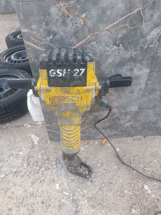 Отбойник перфоратор