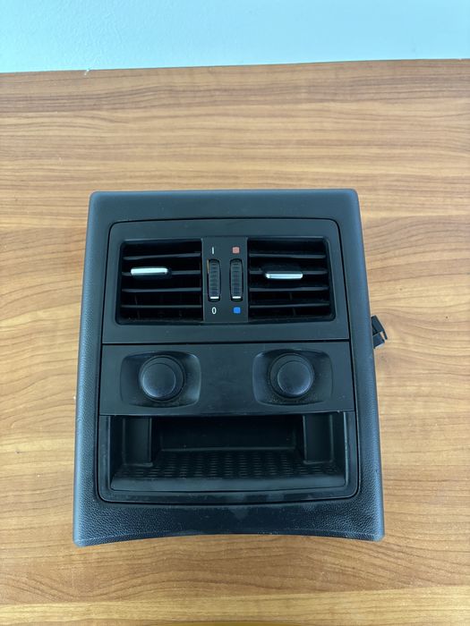 Prize si gura ventilatie pentru e90