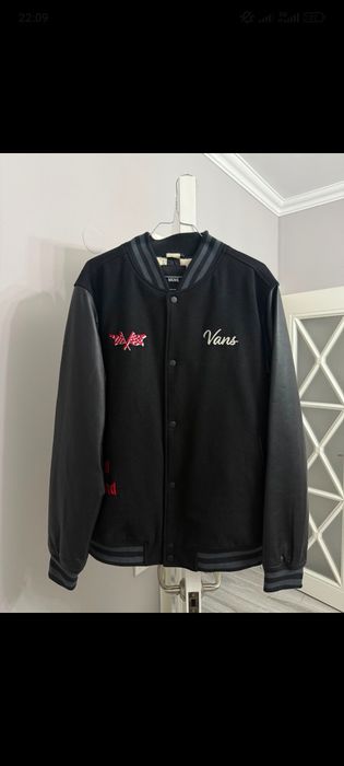 бомбер,Vans , размер M