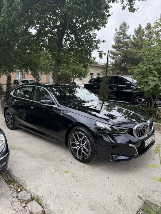 Bmw i5 2025 yil 35L