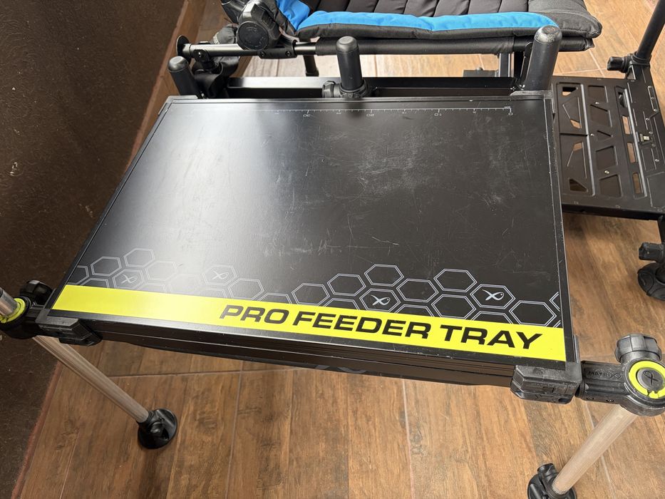 Tava laterala Matrix Pro Feeder Tray