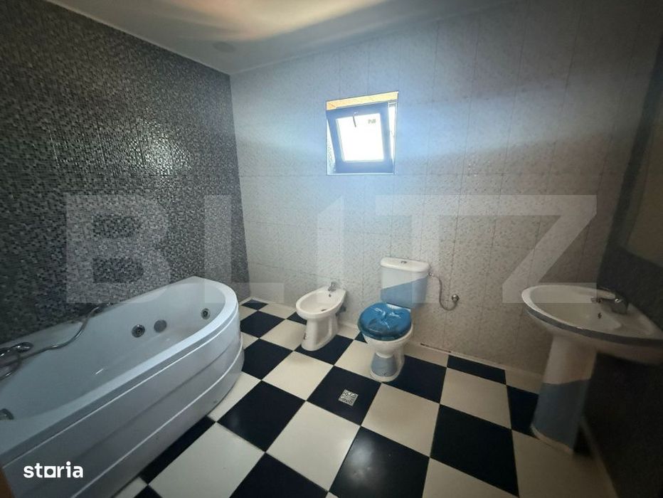 Casa mare, 9 camere, curte 1000 mp – disponibila pentru inchiriere