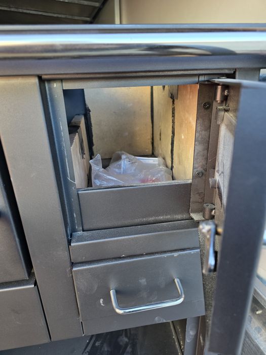 soba de gatit cu plita si cuptor