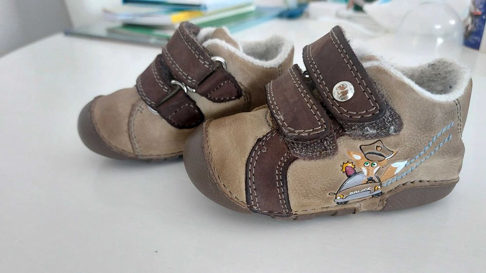 Ghetuțe băieți mărimea 18