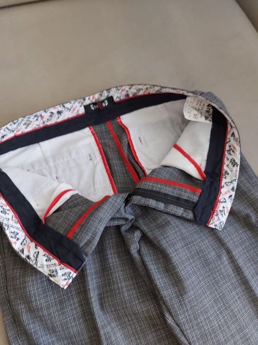 Pantaloni gri de stofa