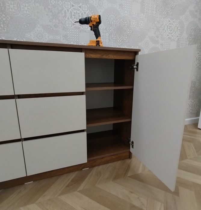 Комод 4х ящиков 2 дверей, материал МДФ