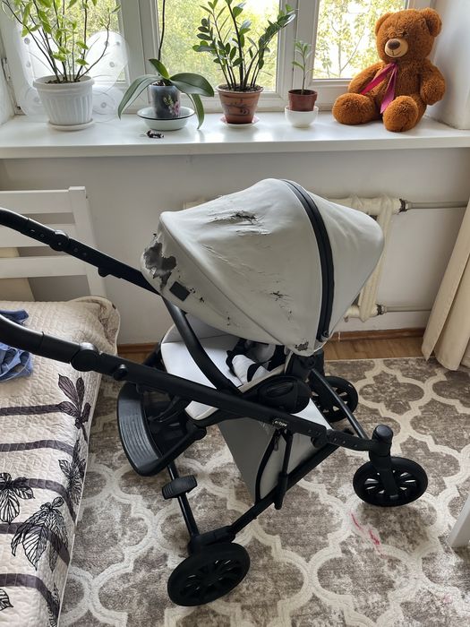 Продам коляску Anex