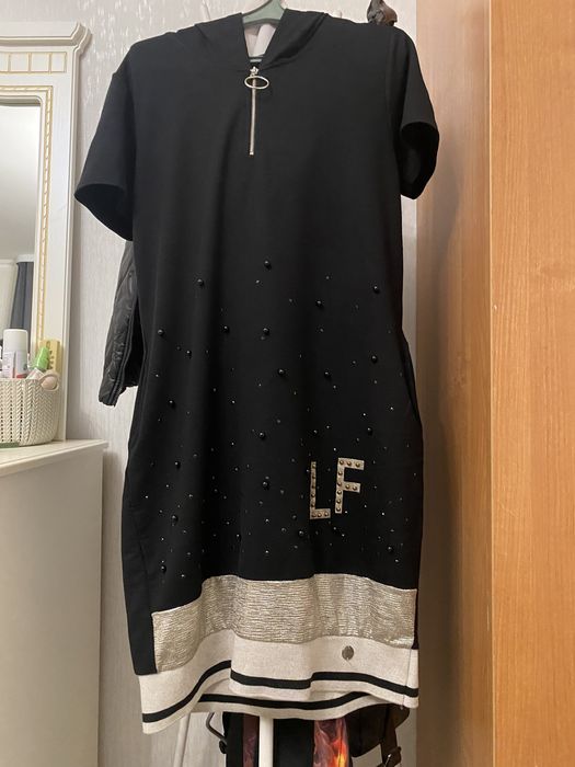 Женское платье повседневное