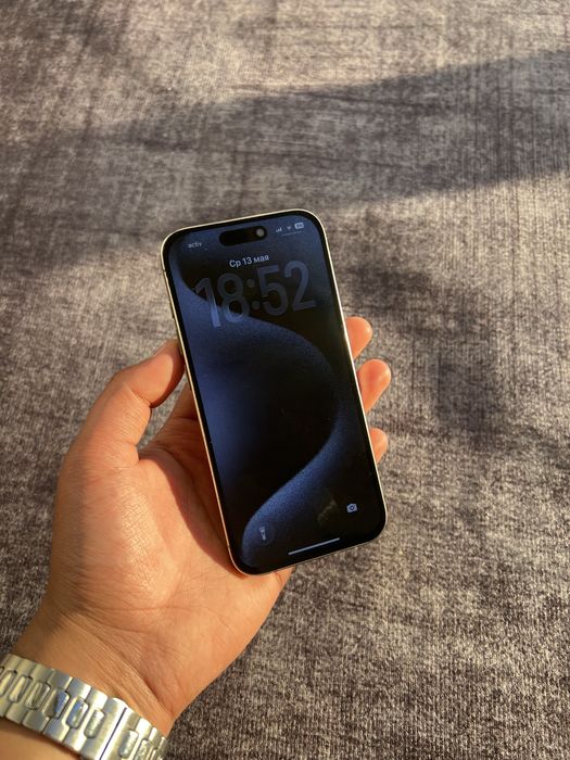 iPhone 15 Pro 128gb 100%