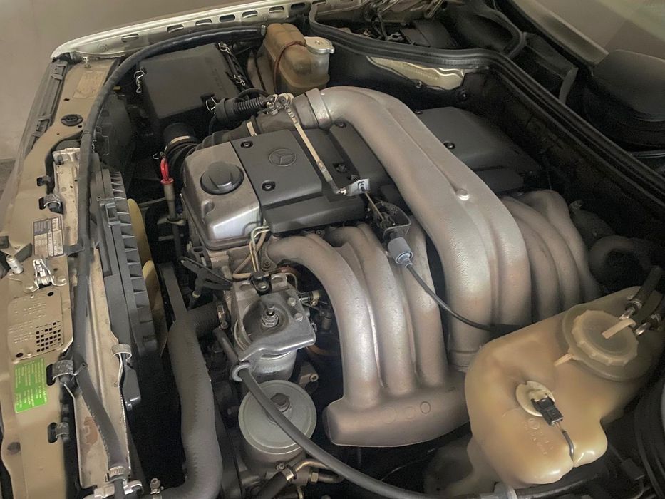 Mercedes-Benz E 300 Diesel. Произв. 08/1995 год. Закупен от Германия