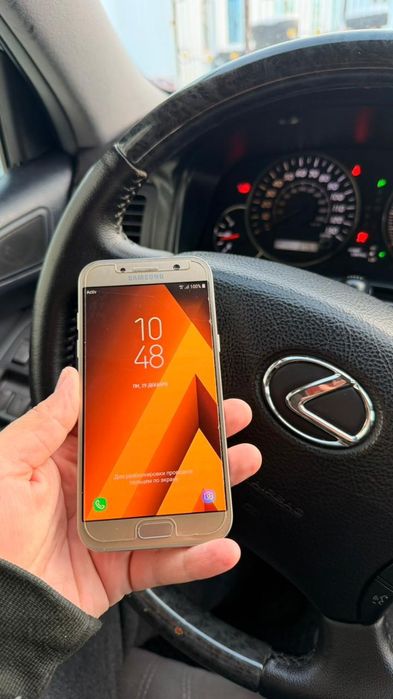 Продам  Samsung A5  3/32 NFC