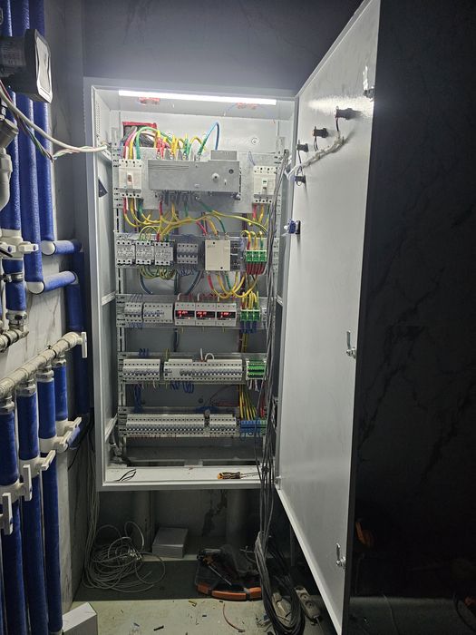 Электромонтаж и услуги электрика