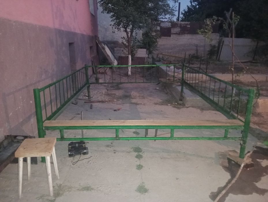 Продам тапчан за 75тыс размер 3×2.5