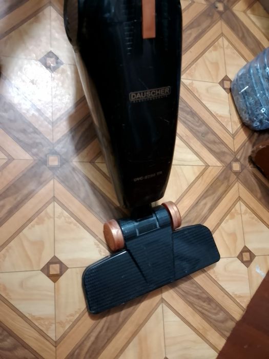 Продам Пылесос Вертикальный На Запчасти.  Модель  DVC-2750TR