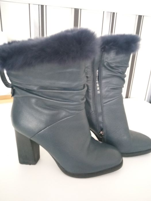 Продам полусапожки зимние