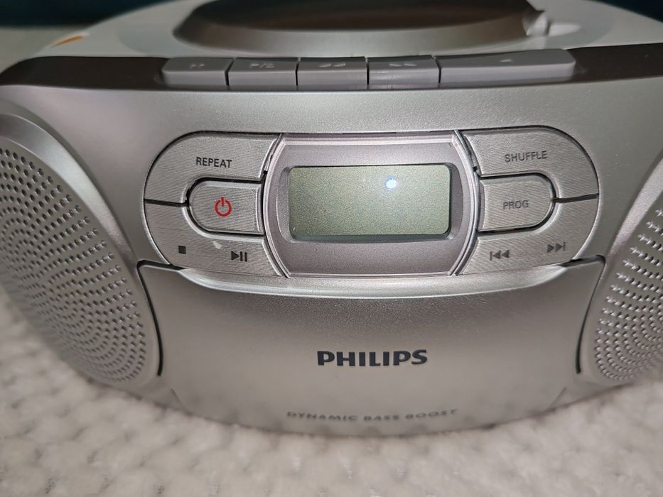 Pikup cu boxe ,combine muzicale , radio