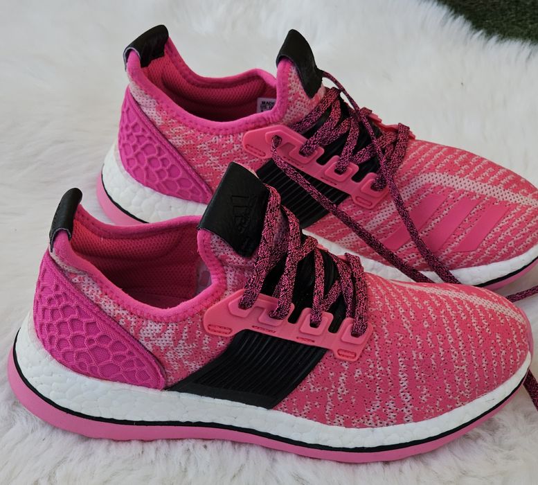 Adidas оригинални дамски сникърси 37 1/3