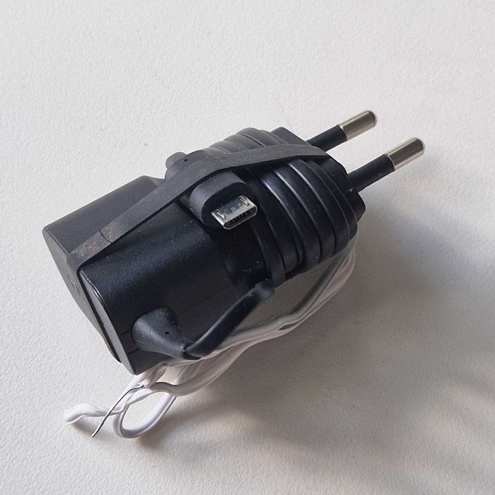 Кабел micro USB / мрежово зарядно с micro USB