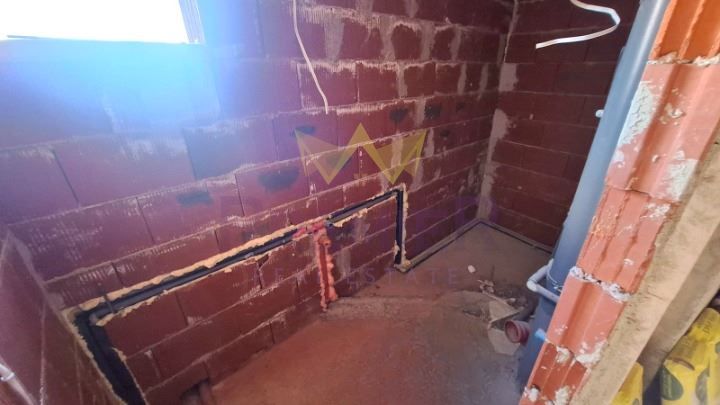 Продава се Двустаен апартамент в София, Банишора - 66 кв.м за 2500 €/кв.м - Снимка #6