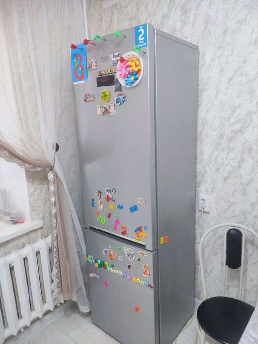 Продам холодильник