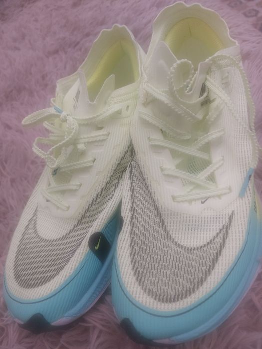 Нови маратонки за бягане,номер 40