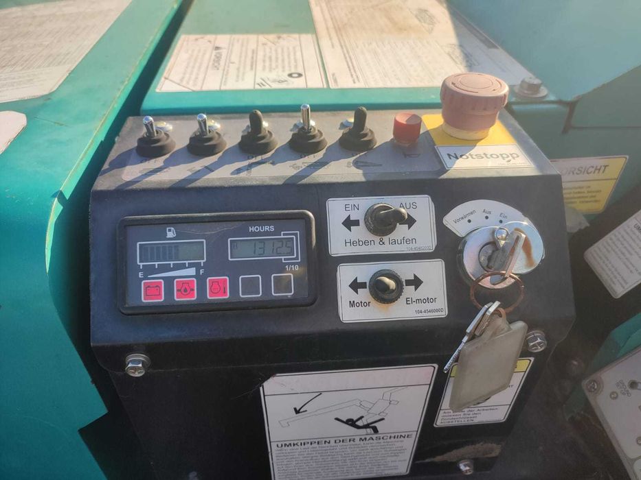 Mini macara pe senile Maeda MC405CRME