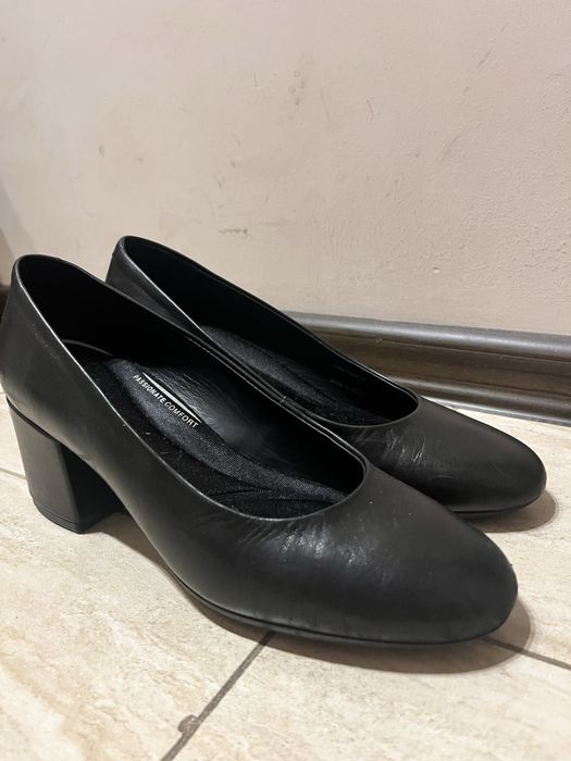 Класически обувки