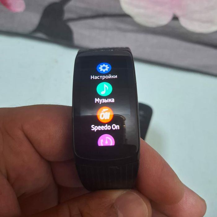 Gear fit 2 Pro, продам.