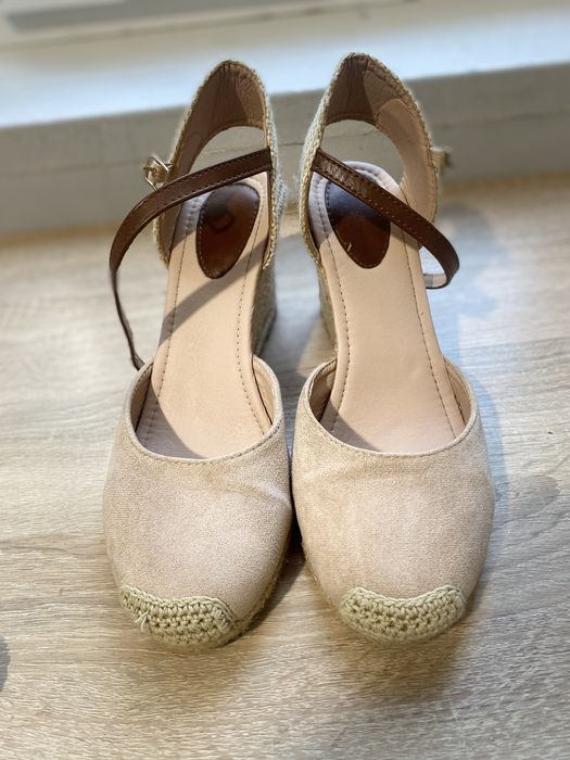 Espadrile sandale  roz prafuit , marimea 39