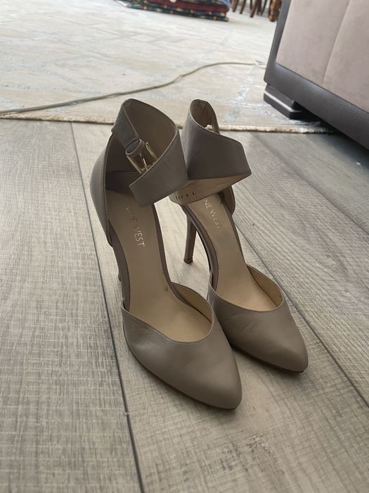 Туфли на каблуках