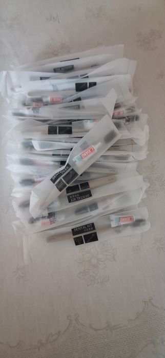 Продам одноразовые зубную щётку с пастой в комплекте