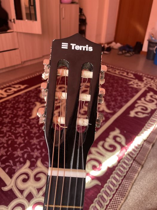 Гитара классическая