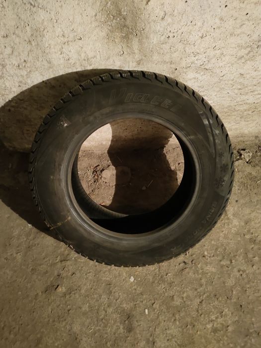 Продам резину бу Viatti .