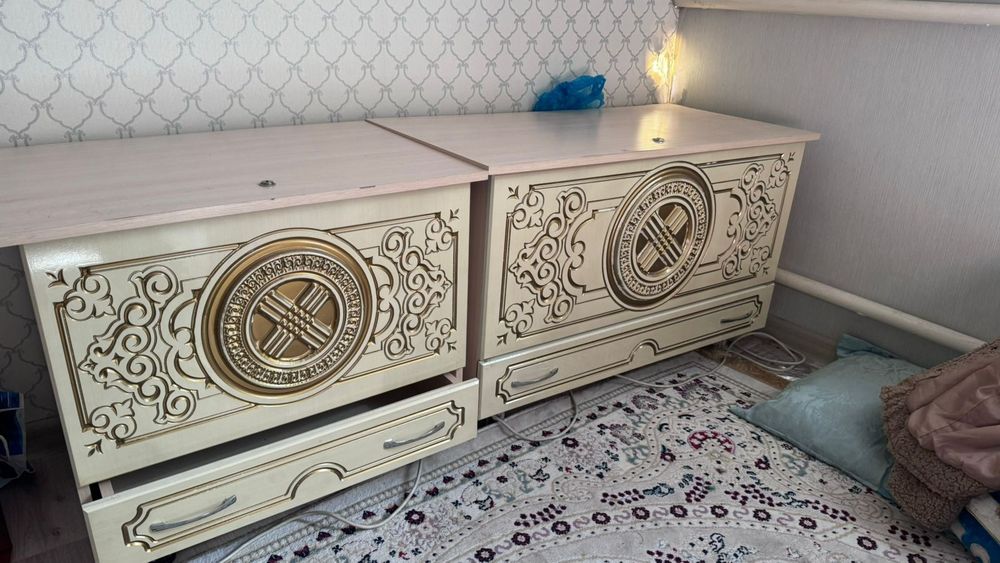 Мебель для спальный, в отличном сост.