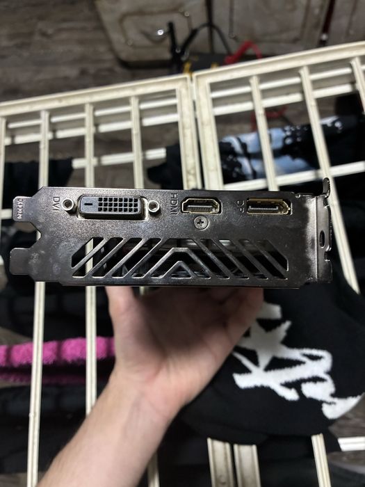 Placa video nVidia GTX 1050 2 GB