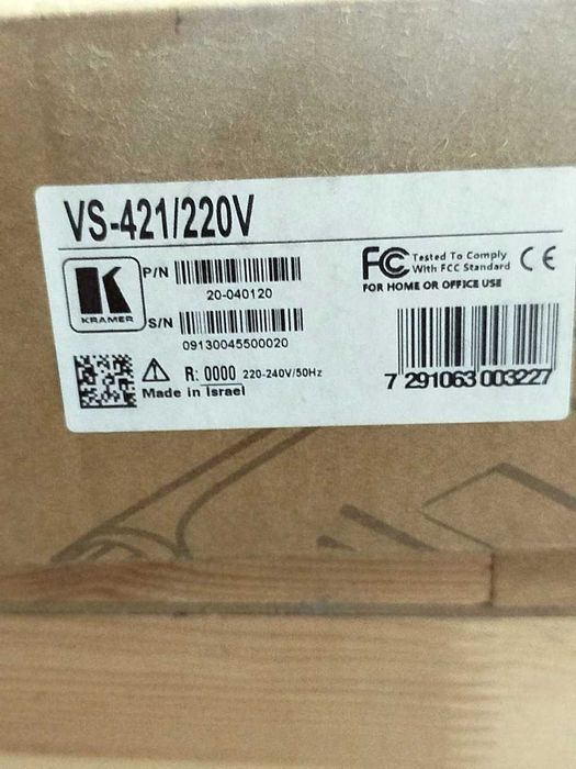 Видеокоммутатор Kramer VS-421