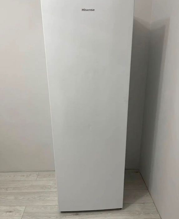 Морозильник Hisense