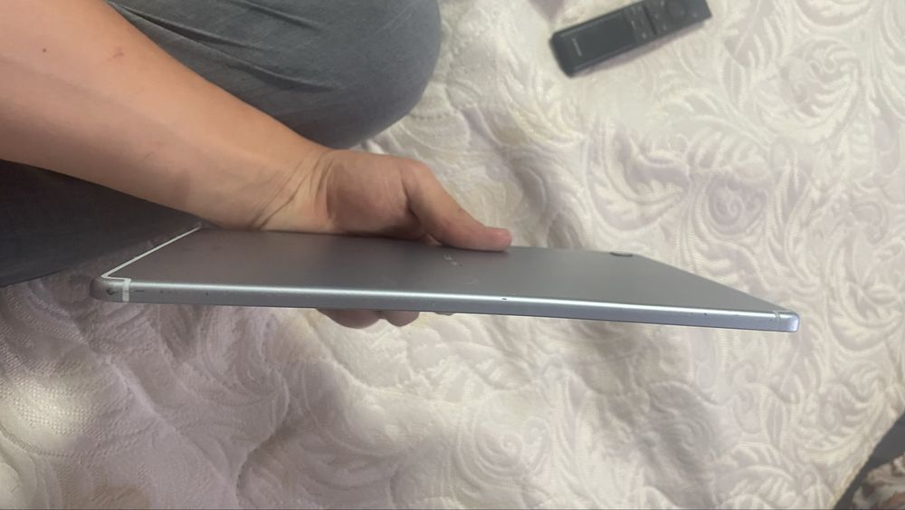 Samsung tab s6 Lite 64g