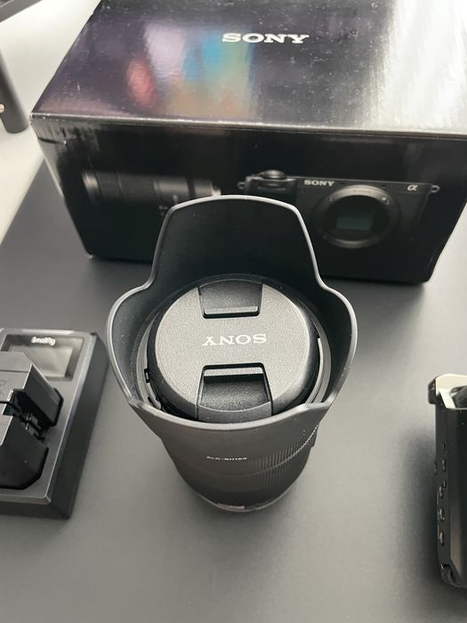 Sony A6700 Kit 18-135mm APS-C 4K 26 MP