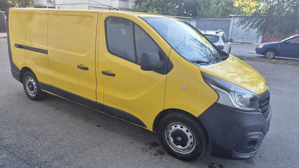 RENAULT Trafic 2017 — imagine 2