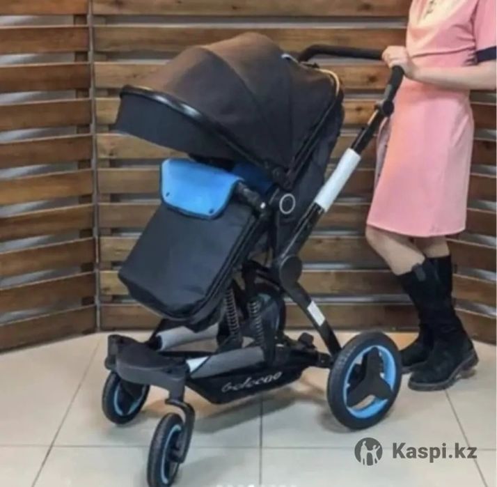 Детская коляска очень удобное