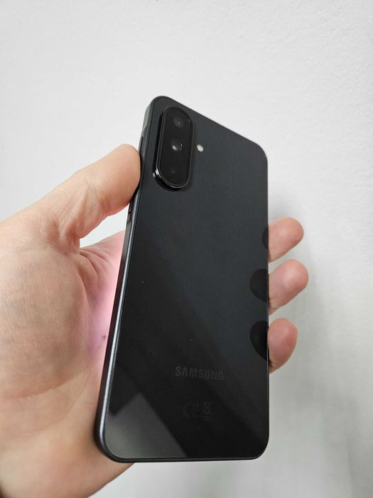 Samsung Galaxy A36 128 Gb 6Gb impecabil.