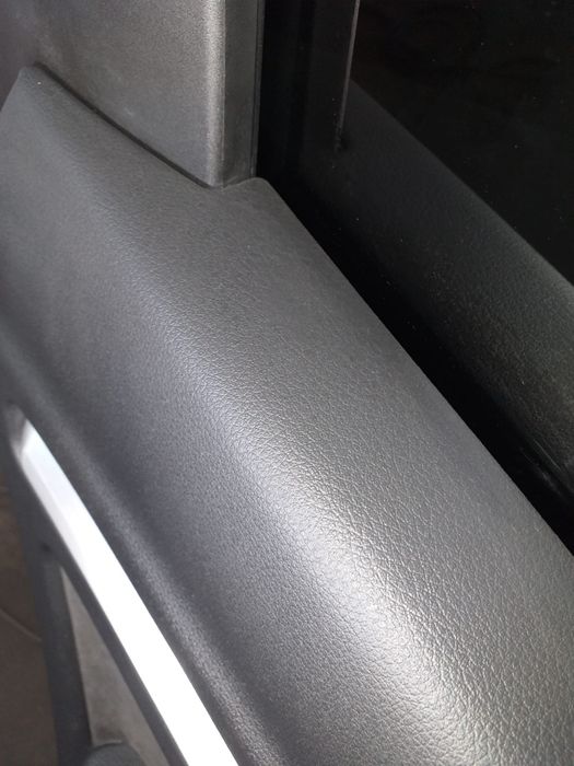 Vopsit Zgarieturi Fete Usi Vopsire Vopsim Plastice Mate Interior Auto