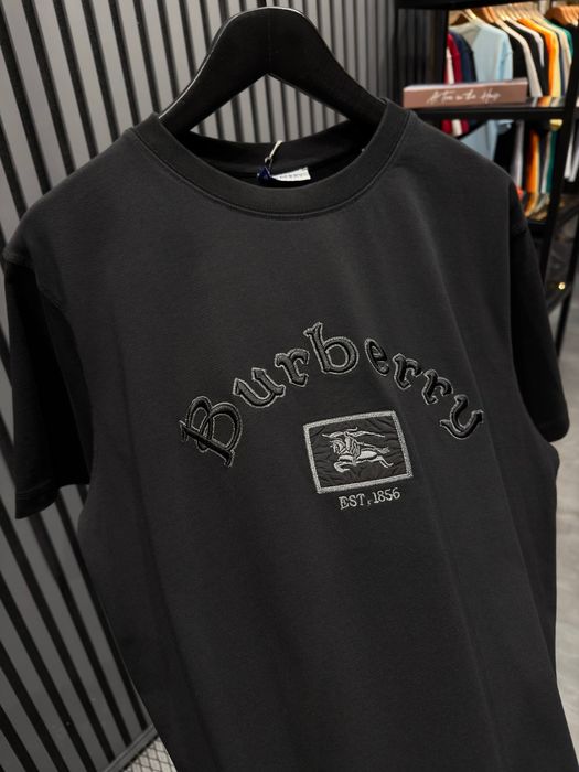 Мъжки тениски различни модели