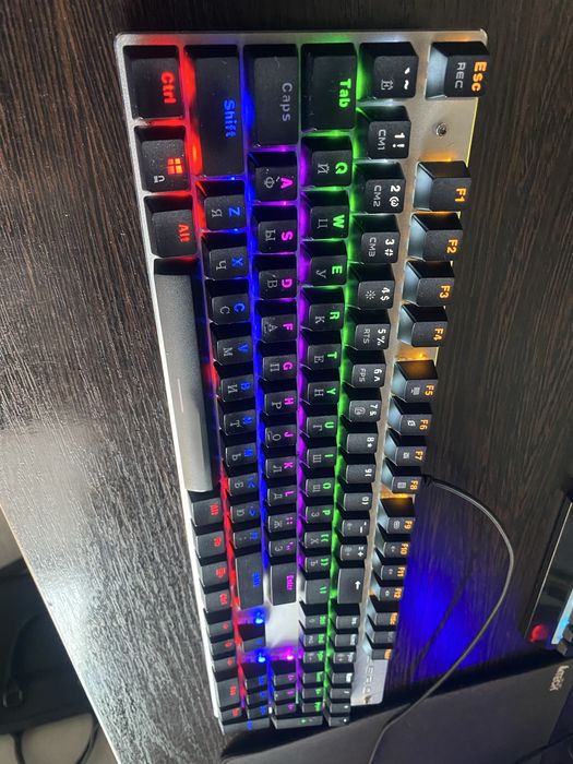 Клавиатура механическая