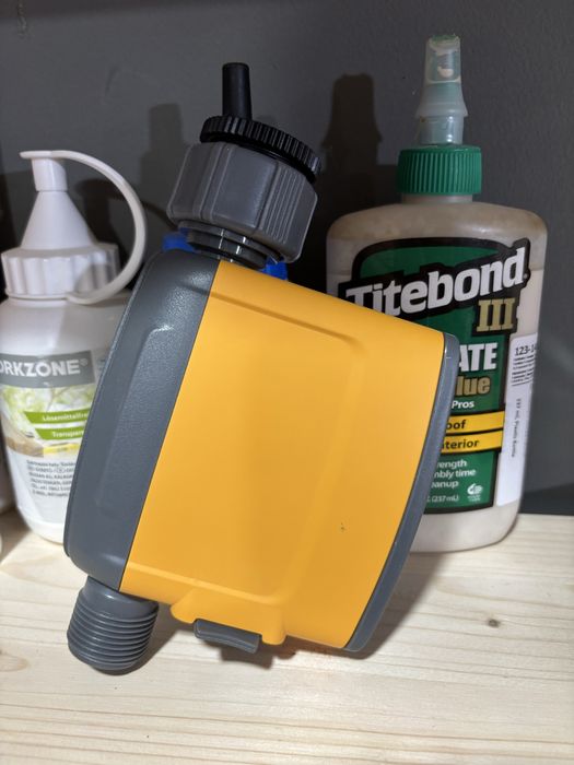 Electrovana inteligenta royal gardineer