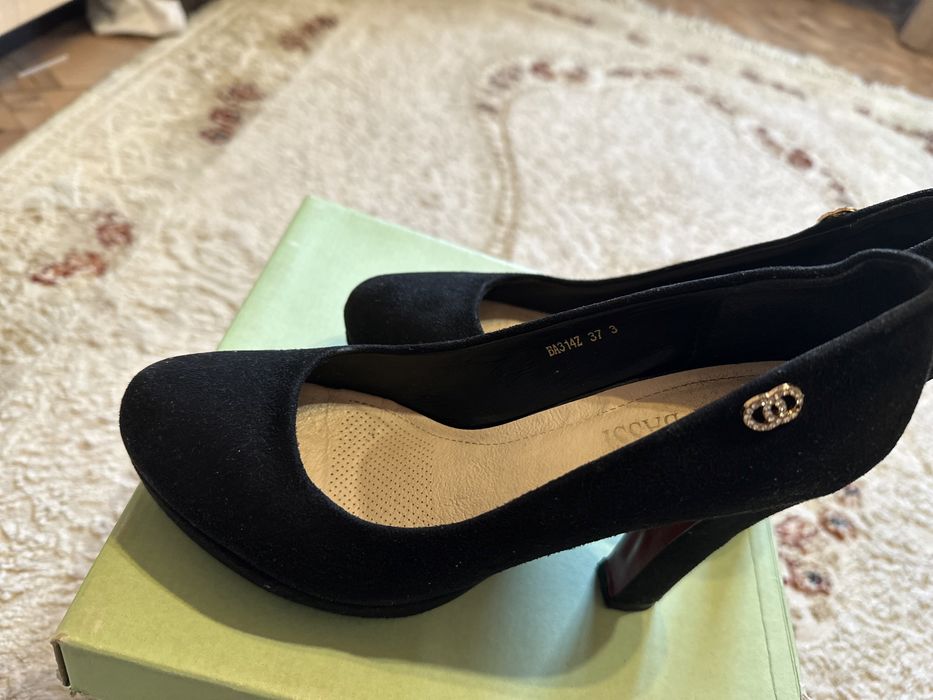 Женские туфли