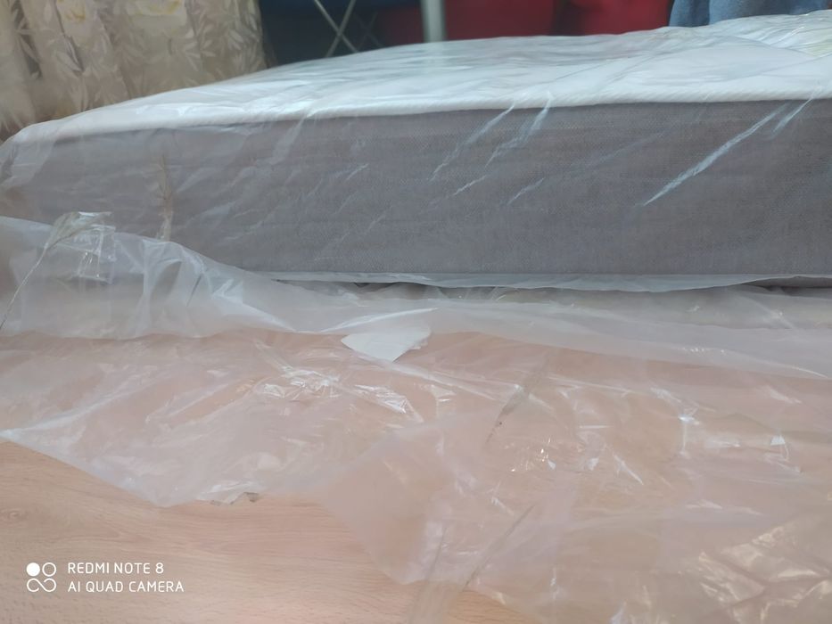 Продам матрас новый