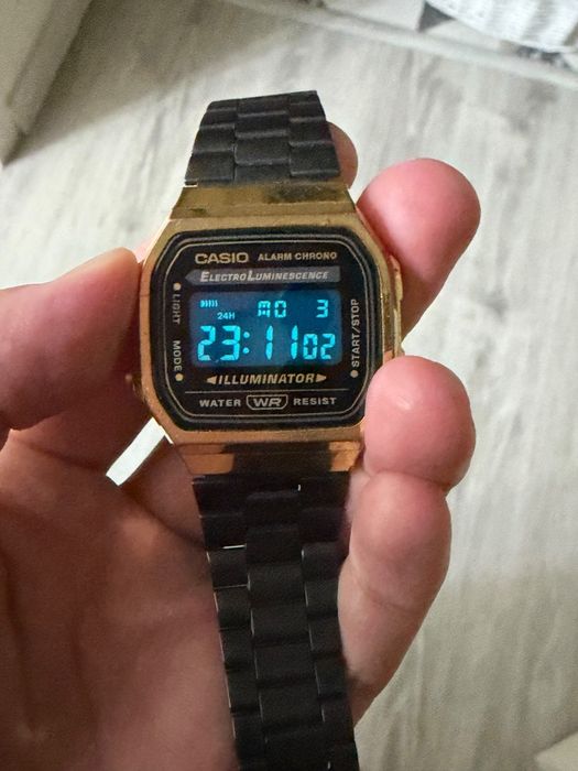 Casio часы оригинал все работает четко