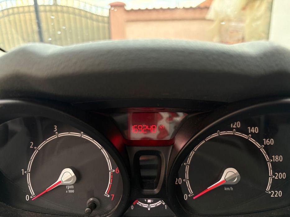 Vand Ford Fiesta 2011